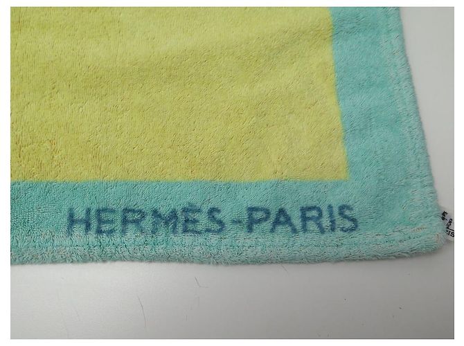Hermès TAPIS DE PLAGE HERMES QUILLE DE BATEAU DRAP DE BAIN SERVIETTE BEACH TOWEL Multicolore - vue 4
