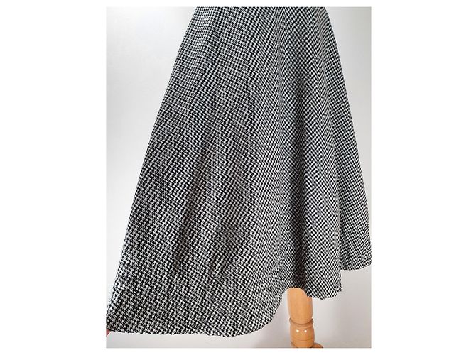 Saia Moschino Houndstooth de Lã Preta e Branca Preto Branco - vista 3