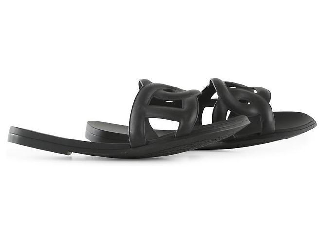 Hermès Hermes Black Rubber Aloha Sandals With "Chain D'Ancre" Motif - view 2