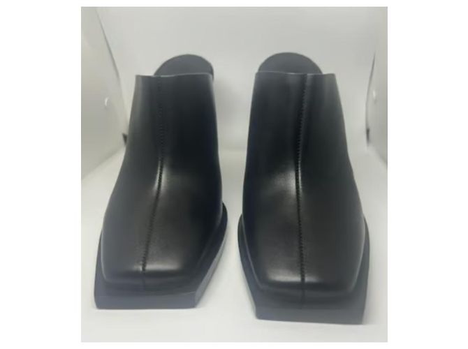 Mules Givenchy in pelle nera con tacco 10cm Nero - vista 4