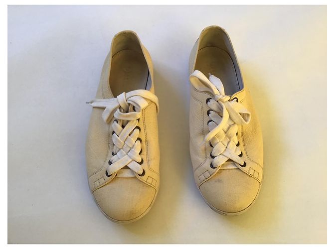 Sneakers basse in pelle da uomo di Bottega Veneta - vista 2