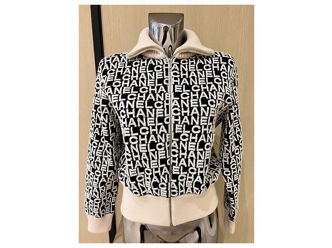 Chanel Strickjacke aus Wolle schwarz weiß - Ansicht 5