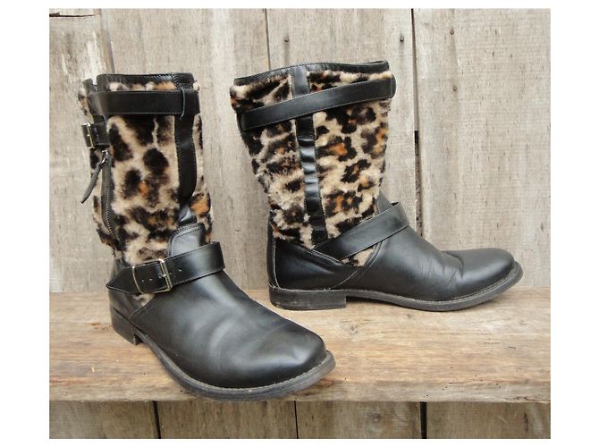 botines Burberry 40,5 Negro - vista 2