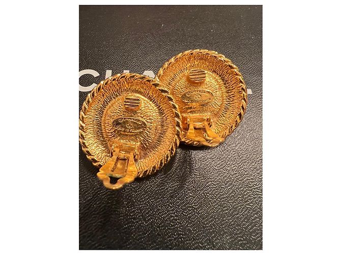 Orecchini Chanel dorati in metallo D'oro - vista 2