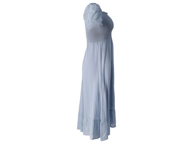 Reformation Gesmoktes Kleid mit Puffärmeln aus hellblauer Viskose - Ansicht 2