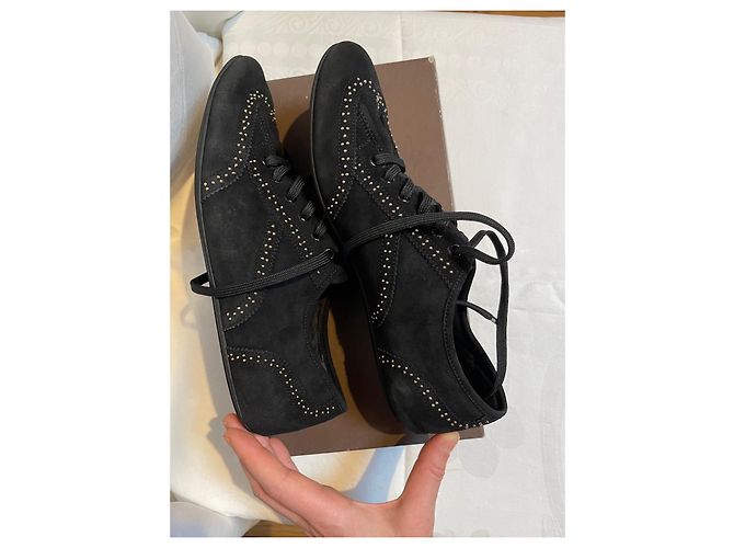 Sneakers Louis Vuitton Lyrics in camoscio nero e dettagli dorati Gold hardware - vista 4