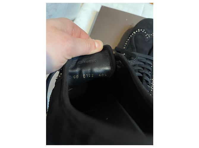 Sneakers Louis Vuitton Lyrics in camoscio nero e dettagli dorati Gold hardware - vista 6