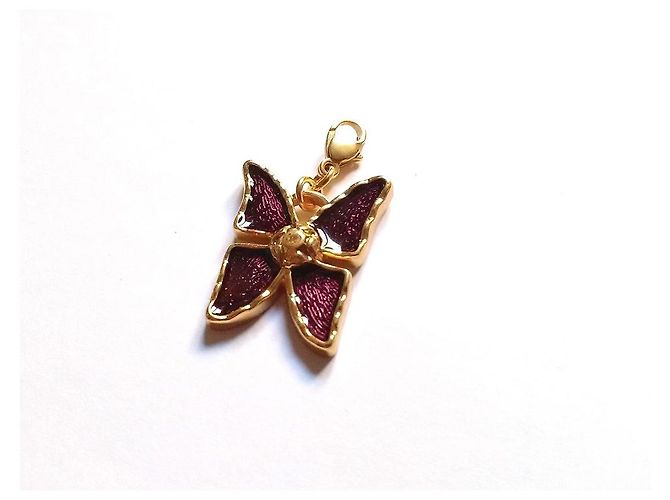 Colar com pingente Yves Saint Laurent roxo e dourado - vista 2