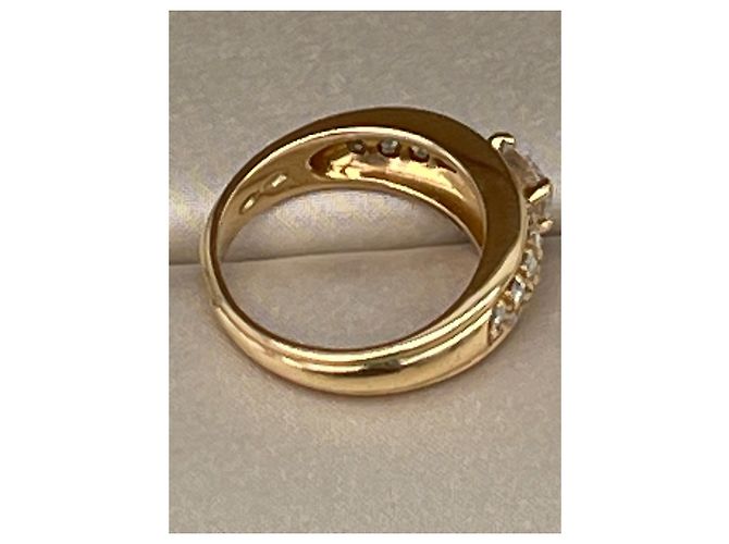 Anello Boucheron Axelle in oro giallo e diamanti D'oro - vista 8