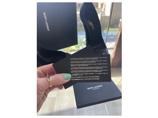 Yves Saint Laurent Torre 110 DÉCOLLETÉ NERO SATINATO E CRISTALLI BIANCHI Metallico - vista 4