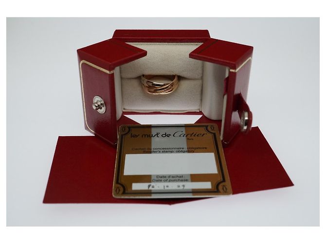 Les Must De Cartier Trinity-Band-Ring 18 Karat Rose, Weiß- und Gelbgold Gold hardware - Ansicht 10