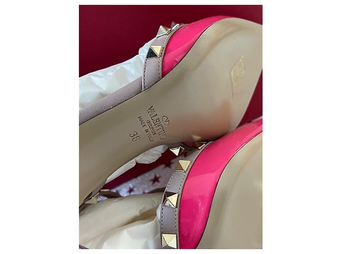 Sandali Valentino Garavani Rockstud in vernice rosa 38 - vista 7