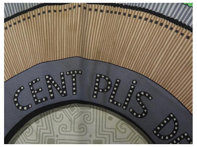 Aline Hermès HERMES SCIARPA CENTINAIA DI MIAO HONORE SQUARE 90 SETA SCIARPA IN SETA BLU - vista 7