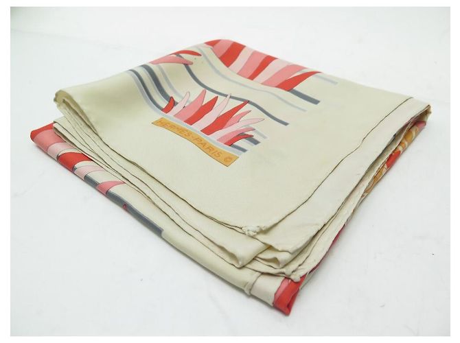 Hermès HERMES SCIARPA SUPERIORE ALLE ERBE METZ CARRE 90 SCIARPA IN SETA BEIGE - vista 8