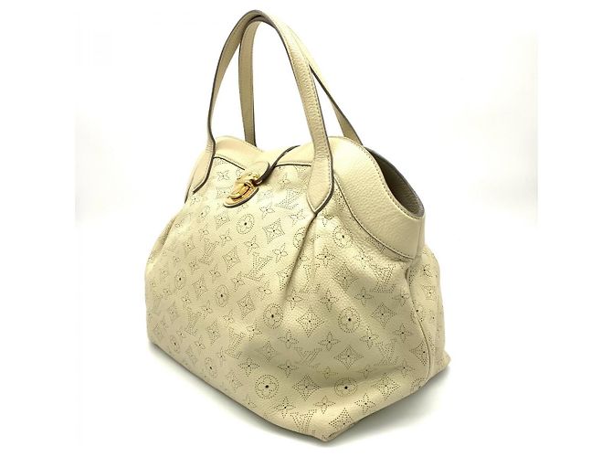 Louis Vuitton Monogramma Mahina Cirrus PM M93818 Beige - vista 2