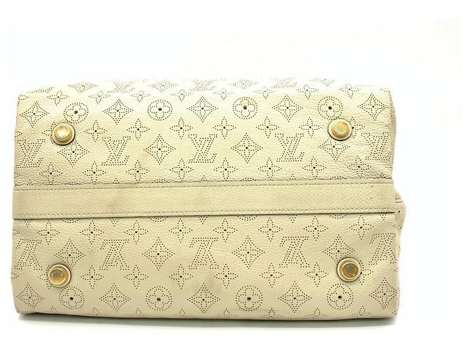 Louis Vuitton Monogramma Mahina Cirrus PM M93818 Beige - vista 4