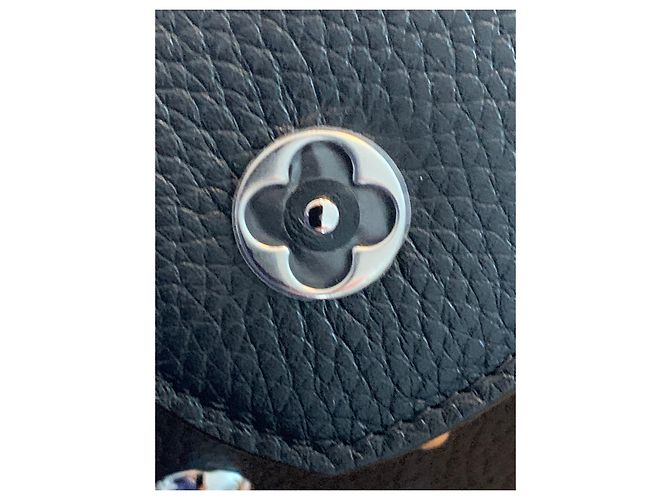 Autre Marque LV x YK Capucine Metal Dots MM Nero - vista 11
