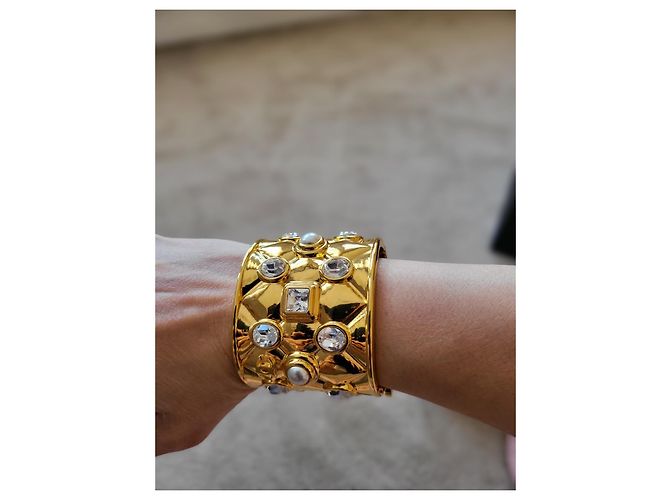 Bracciale Rigido Chanel Oro Strass e Faux Pearl D'oro - vista 2