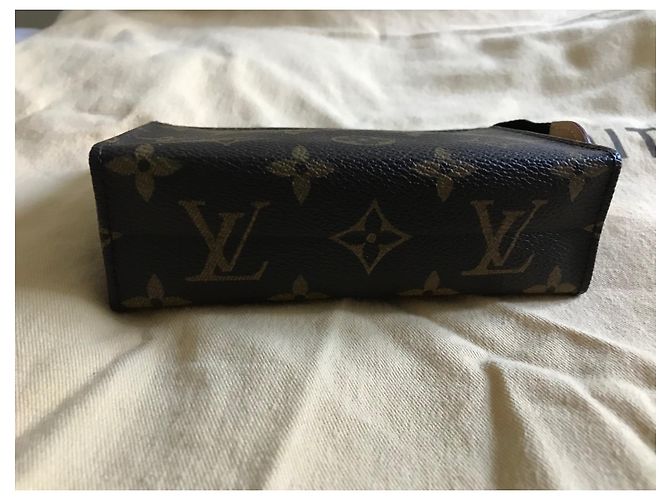 Louis Vuitton Small Case Brown Cloth - view 3