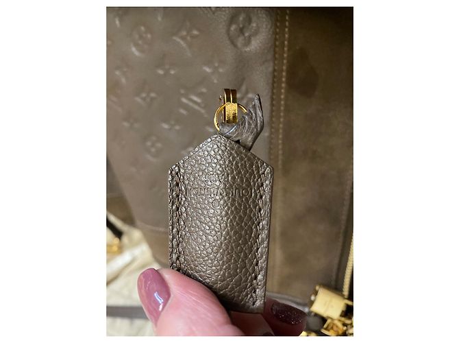 Louis Vuitton Audacieuse Gm Marrone Pelle Empreinte - vista 16