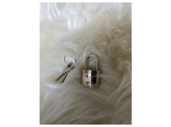 Lucchetto Louis Vuitton D'oro - vista 2