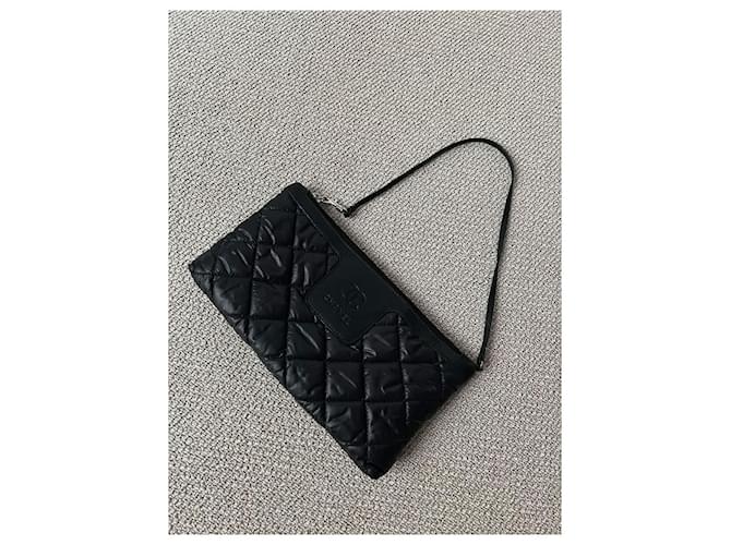 Chanel Cocoon Clutch Bag Black - view 2