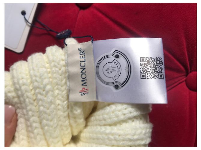 Moncler beanie eggshell wool - view 4