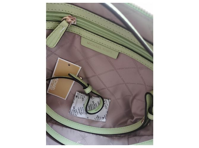 Borsa Michael Kors in pelle verde aloe Verde chiaro - vista 9