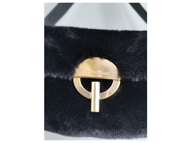Borsa Moon Vanessa Bruno in ecopelliccia nera e pelle Nero Gold hardware - vista 6
