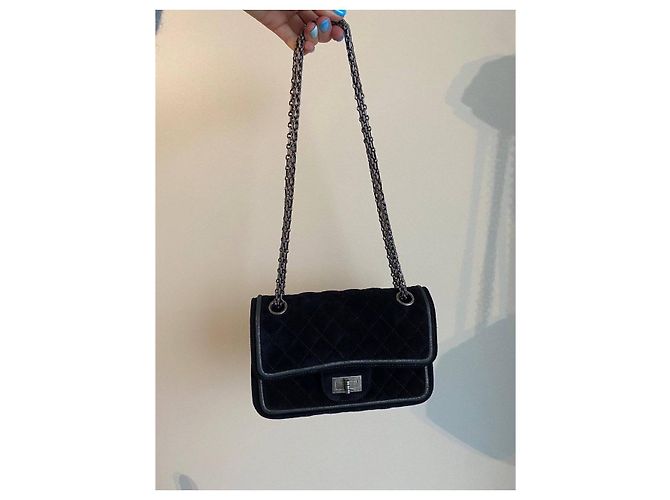 Bowling Borsa Chanel Reissue 2.55 in velluto nero - vista 8