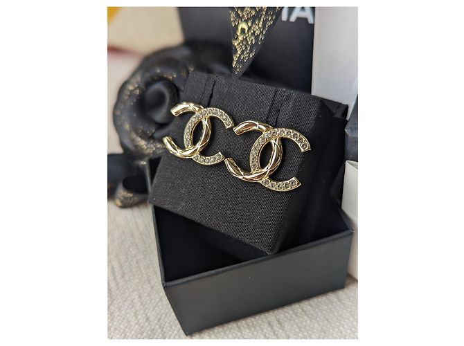 Chanel CC B21V GHW Große Kristall-Logo-Ohrringe mit Kassenzettel Golden - Ansicht 5