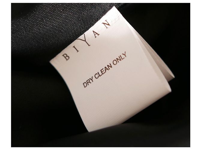 Biyan Katrina verzierte und bestickte Taftjacke Schwarz - Ansicht 10