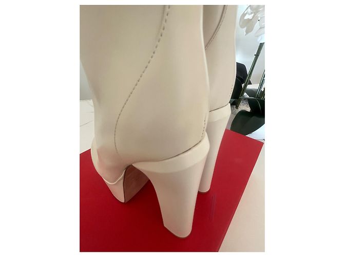 Valentino Garavani Tango Lederstiefel creme - Ansicht 8