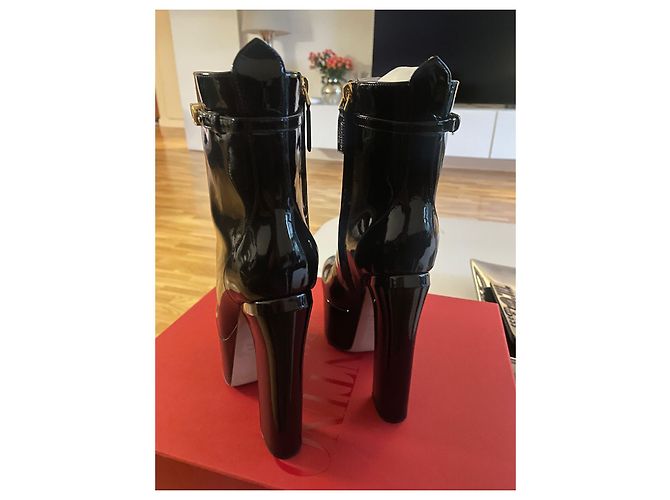 Botas Valentino Garavani Tango de charol negro - vista 2