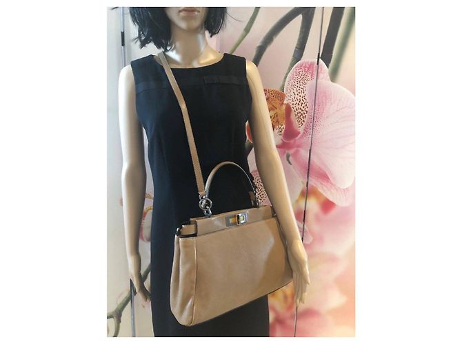Fendi Peekaboo Python Leather Handbag Beige - view 9