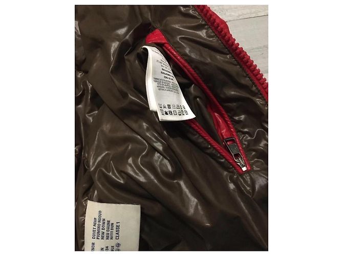 Abrigo Moncler Rojo de Nylon Roja Burdeos - vista 12