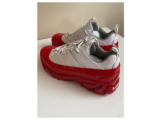 Burberry Arthur Sneaker Rot Weiß - Ansicht 2