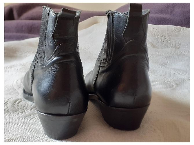 GOLDEN GOOSE LOW BOOTS Black - view 2