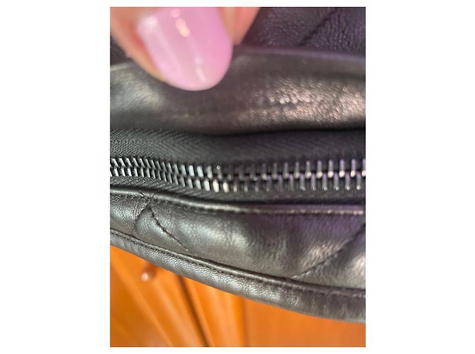 Givenchy Gesteppte Lederjacke Schwarz mit Silberfuchskragen - Ansicht 11