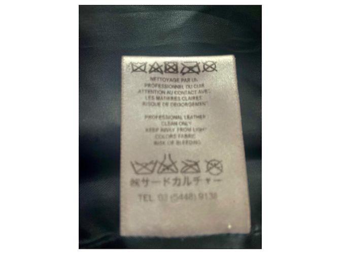 Givenchy Gesteppte Lederjacke Schwarz mit Silberfuchskragen - Ansicht 5
