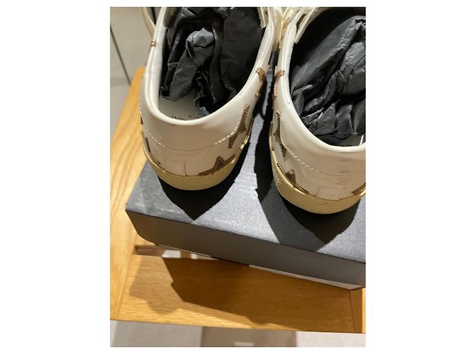 Zapatillas Saint Laurent Blancas de Piel con Estrellas Doradas - vista 6