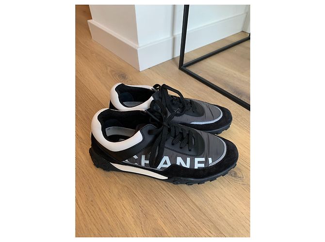 Chanel Sneaker Schwarz Weiß Stoff 37 - Ansicht 2