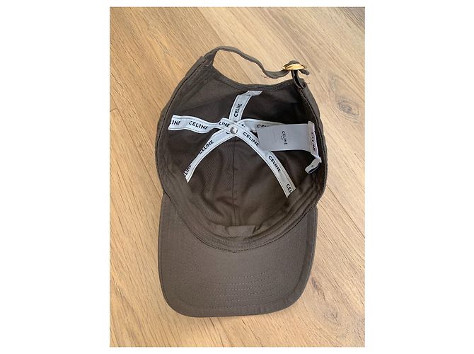 Céline Hats - view 3