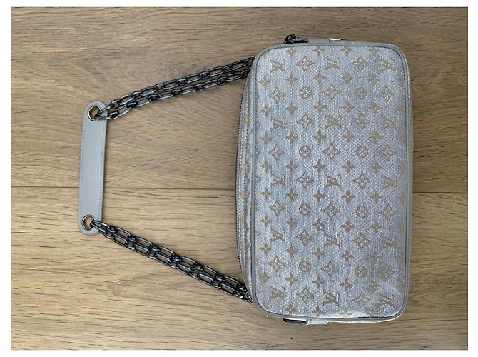 Pochette Louis Vuitton Monogramma Argento Grigio - vista 6