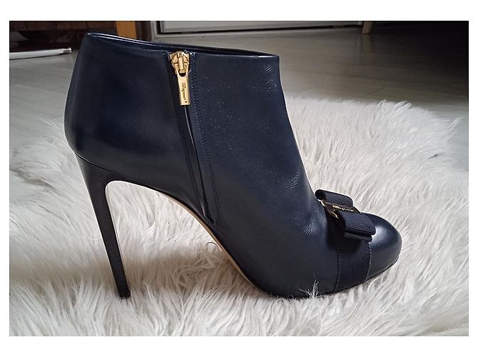 Stivaletti Salvatore Ferragamo in pelle blu navy - vista 7