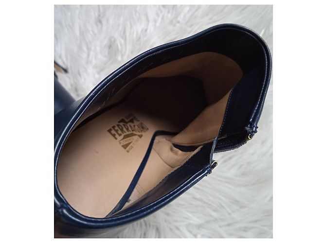 Stivaletti Salvatore Ferragamo in pelle blu navy - vista 9