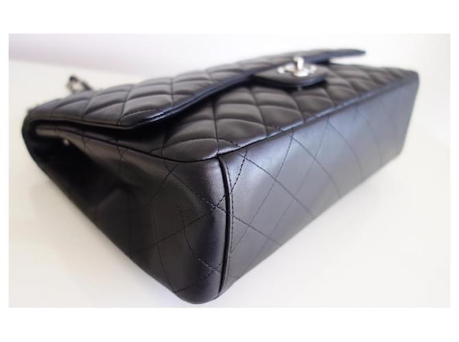 Timeless Maxi borsa Chanel Classic Nero - vista 3