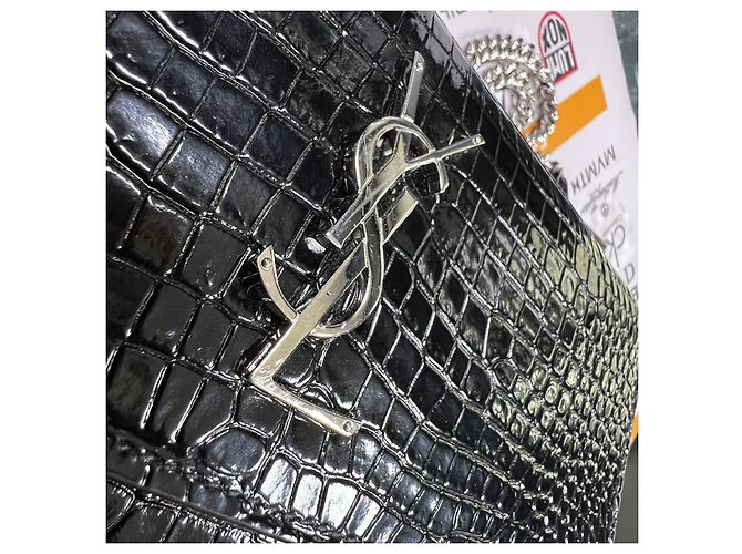Borsa a tracolla Saint Laurent Sunset Medium nera in pelle verniciata Nero - vista 6