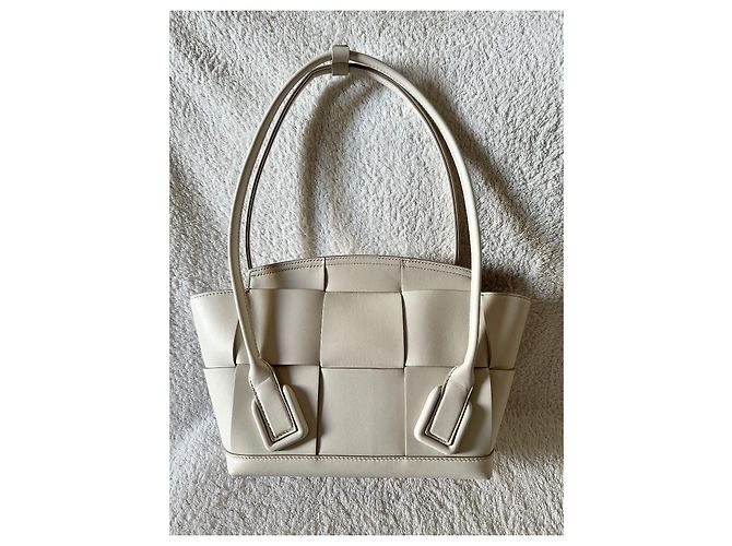 Bottega Veneta Petit sac à main Arco blanc - vue 2