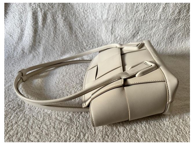 Bottega Veneta Petit sac à main Arco blanc - vue 9